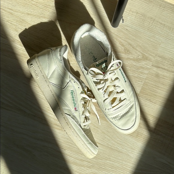 Reebok Off-White Classic Sneakers - Picture 2 of 10